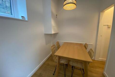 DINING AREA.jpg