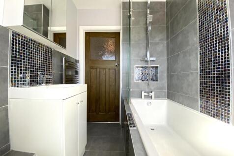 new bathroom.jpg