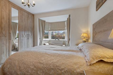 9 Marling Road, Ainley Top 20_297.png