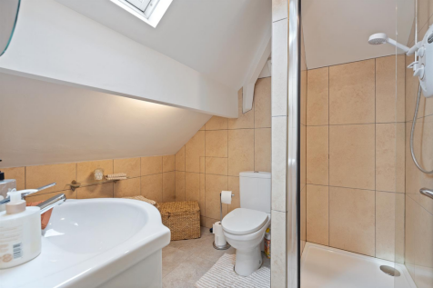 9 Marling Road, Ainley Top 27_297.png