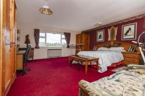 Bramleys Estate Agents - Riley Lane - Kirkburton (