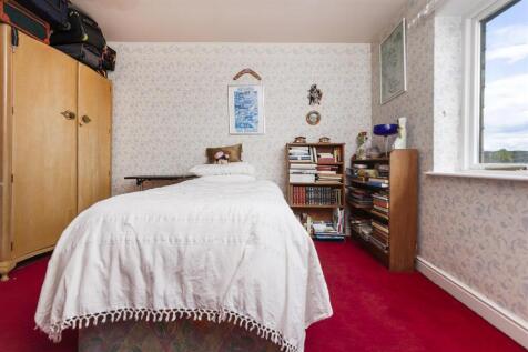 Bramleys Estate Agents - Riley Lane - Kirkburton (
