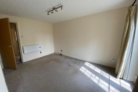 LOUNGE 1.jpg