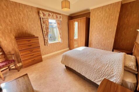 Bramleys Estate Agents - Lidgett Lane - Skelmantho