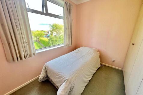 Bramleys Estate Agents - Lidgett Lane - Skelmantho