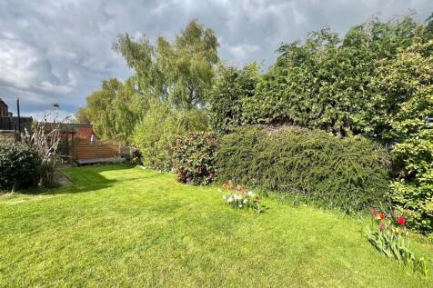 Bramleys Estate Agents - Lidgett Lane - Skelmantho