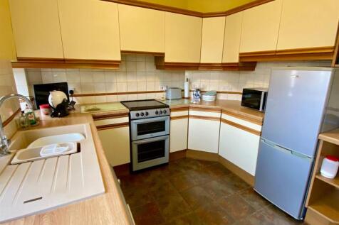 kitchen other.jpg