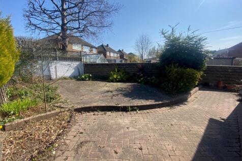 BACK GARDEN.jpg