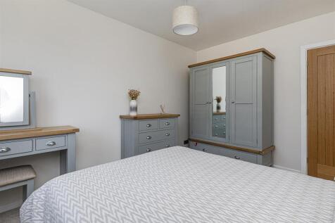 Bramleys Estate Agents - Netherlea Drive - Nethert