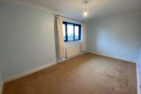 BEDROOM 3.jpg