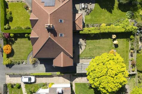 Bramleys Estate Agents - Le Marchant Avenue - Lind