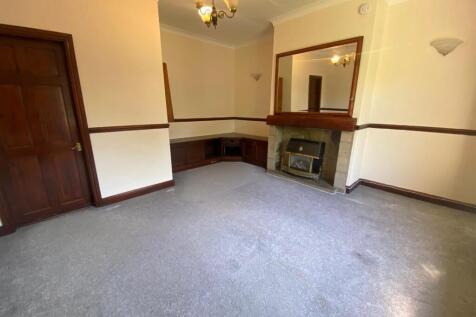 LOUNGE 1.jpg