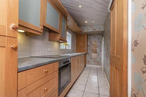 Bramleys Estate Agents - Houses Hill - Kirkheaton 
