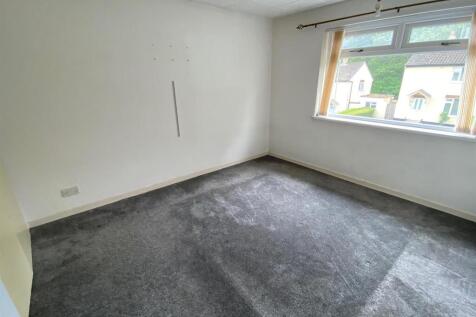 bed 1.jpg
