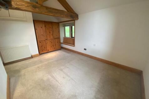 BEDROOM 4.jpg