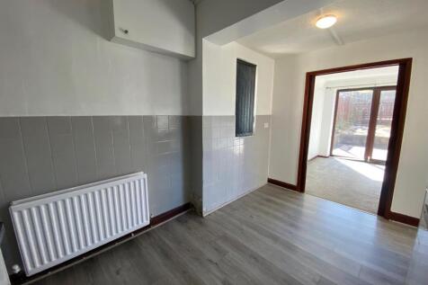 KITCHEN 3.jpg