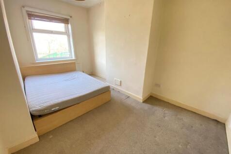 bed 1.jpg