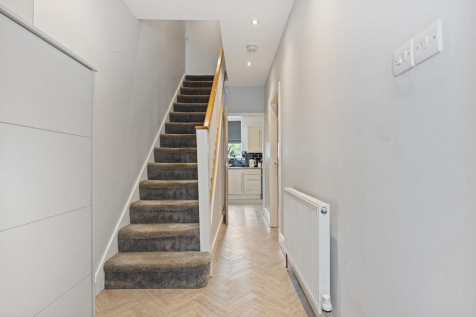 148 Quarmby Rd, Huddersfield 13_297.png