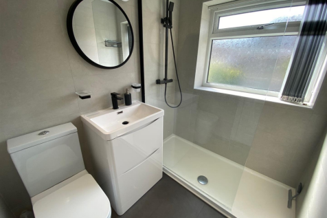 bathroom 1.png
