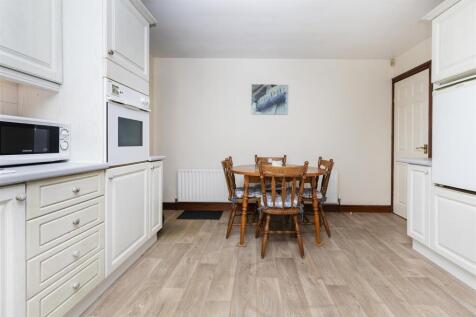 Bramleys Estate Agents - Butts Road - Farnley Tyas