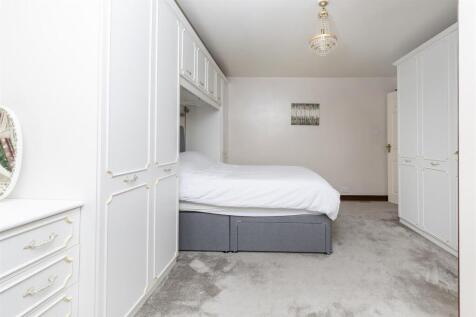 Bramleys Estate Agents - Butts Road - Farnley Tyas