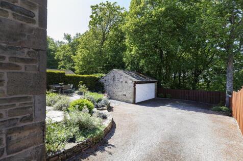 Bramleys Estate Agents - Butts Road - Farnley Tyas