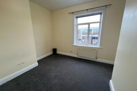 BEDROOM (1).jpeg