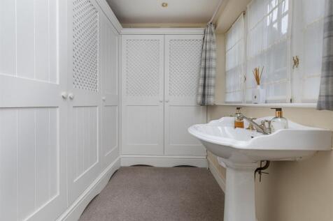 Bramleys Estate Agents - Farnley Tyas - Huddersfie