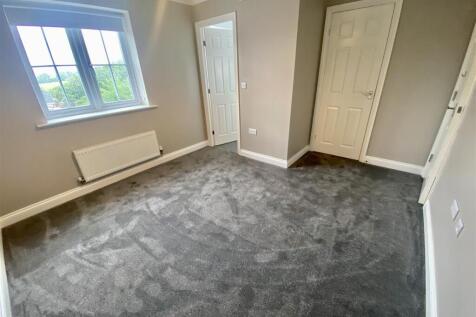 MASTER BEDROOM.jpeg