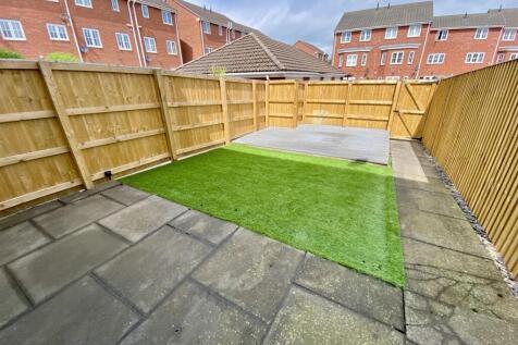 BACK GARDEN 1.jpeg