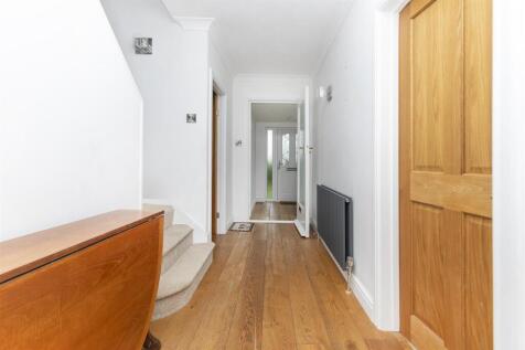 Bramleys Estate Agents - West Lodge Crescent - Ain