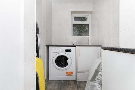 Bramleys Estate Agents - West Lodge Crescent - Ain
