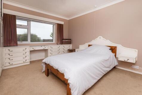 Bramleys Estate Agents - West Lodge Crescent - Ain