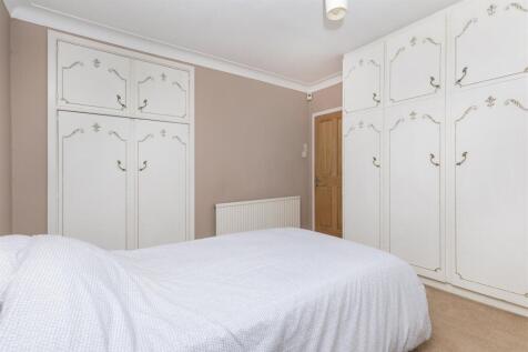 Bramleys Estate Agents - West Lodge Crescent - Ain