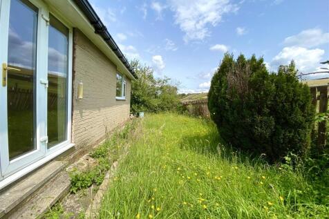 Bramleys Estate Agents - Heath Close - Linthwaite 