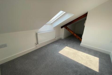 BEDROOM.jpg