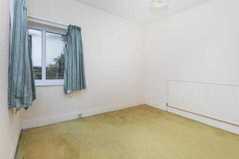 Bramleys Estate Agents - Lumb Lane - Almondbury (3