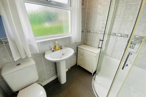 shower room.jpg