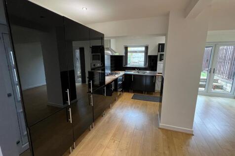 KITCHEN.jpeg