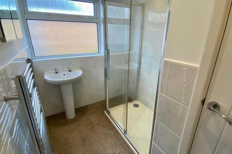 shower room.jpg