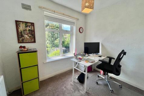 bedroom 3.jpg