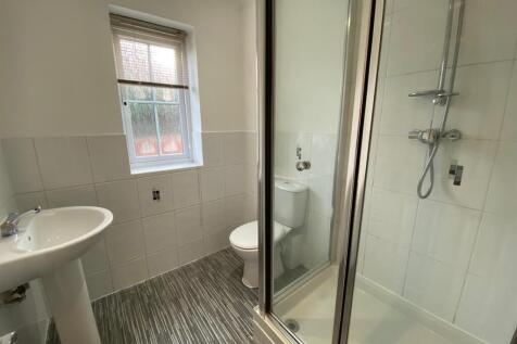 EN SUITE.jpg