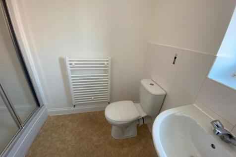 EN SUITE 1.jpg
