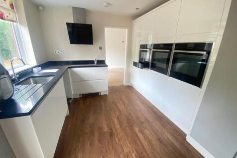 kitchen 1.jpg