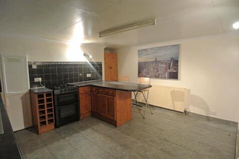 73 Wellington Street0003.JPG
