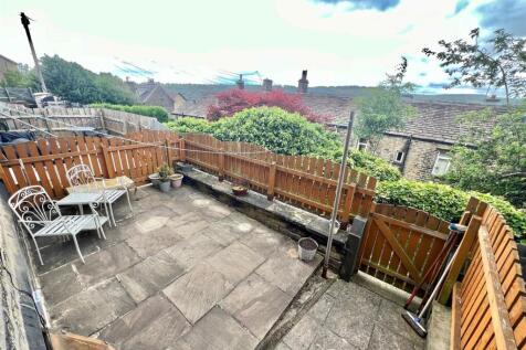 Bramleys Estate Agents - Cliffe End Road - Quarmby