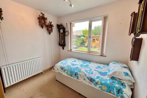 Bramleys Estate Agents - Woodlands Road - Lepton (