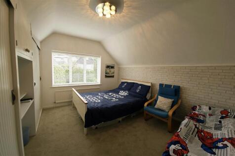 Bramleys Estate Agents - Fenay Bankside - Fenay Br