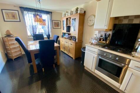 kitchen diner 2.jpg