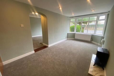 DINING ROOM 1.jpg